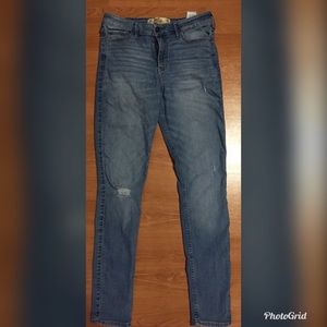 Hollister Super Skinny High Rise Jeans SZ 9R